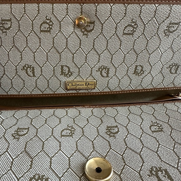 CHRISTIAN DIOR Vintage Honeycomb Canvas Shoulder Bag with Chain Beige - Picture 16 of 16